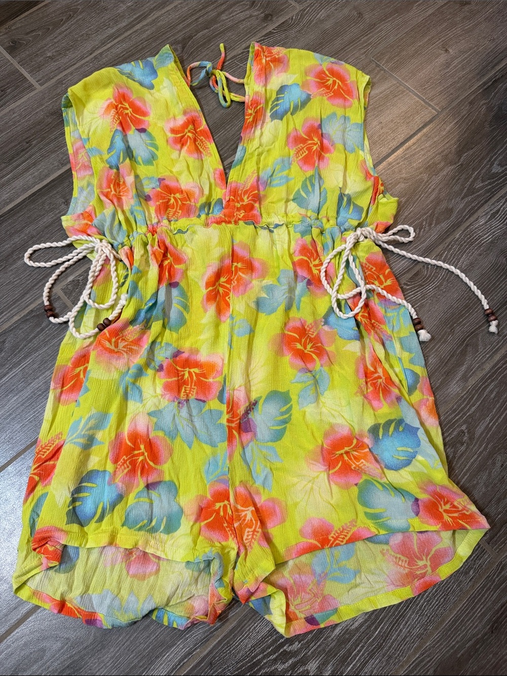 O’Neill Womens Viscose Yellow Floral Romper with Rope Tie Waist size small EUC